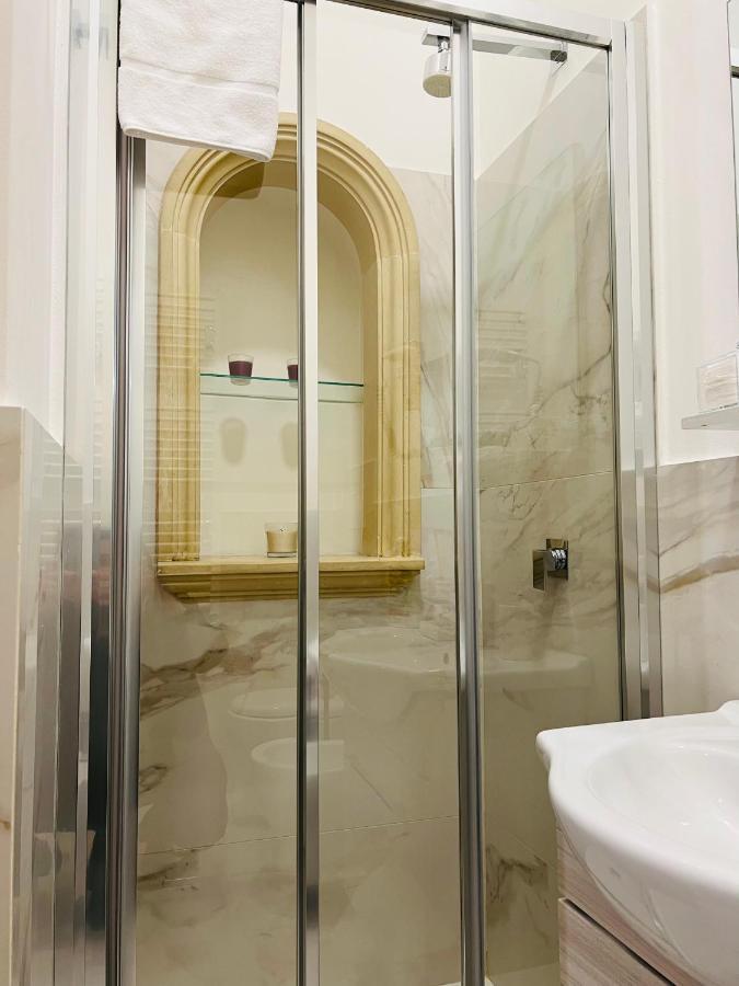 Dimora Casanello Hotel Lecce Buitenkant foto