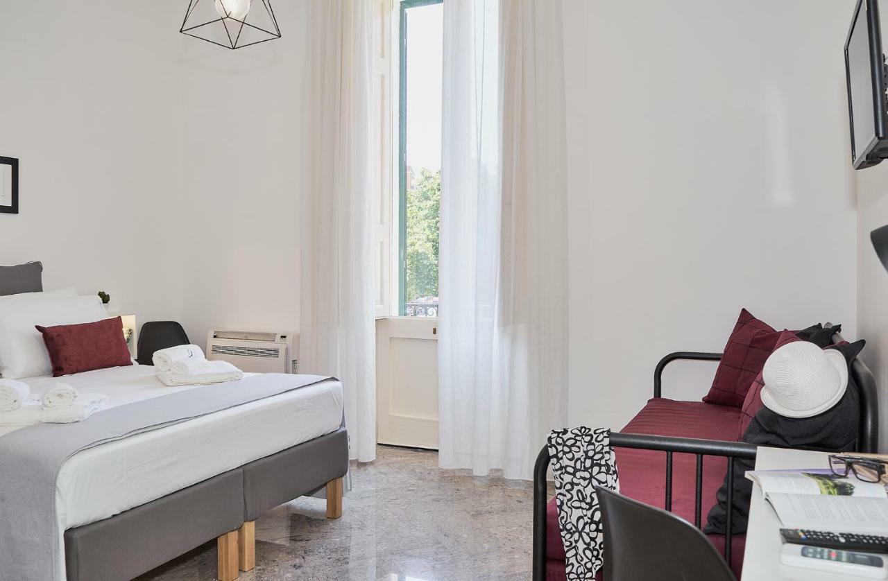 Dimora Casanello Hotel Lecce Buitenkant foto